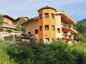  Spacious Holiday Home in Saalbach Hinterglemm near Ski Area  Хинтерглемм